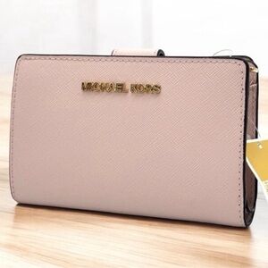 Michael Kors Medium Jet Set Travel Zip Chain Bifold Wallet Leather Powder Blush